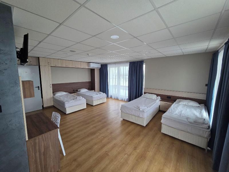 City Hotel image
