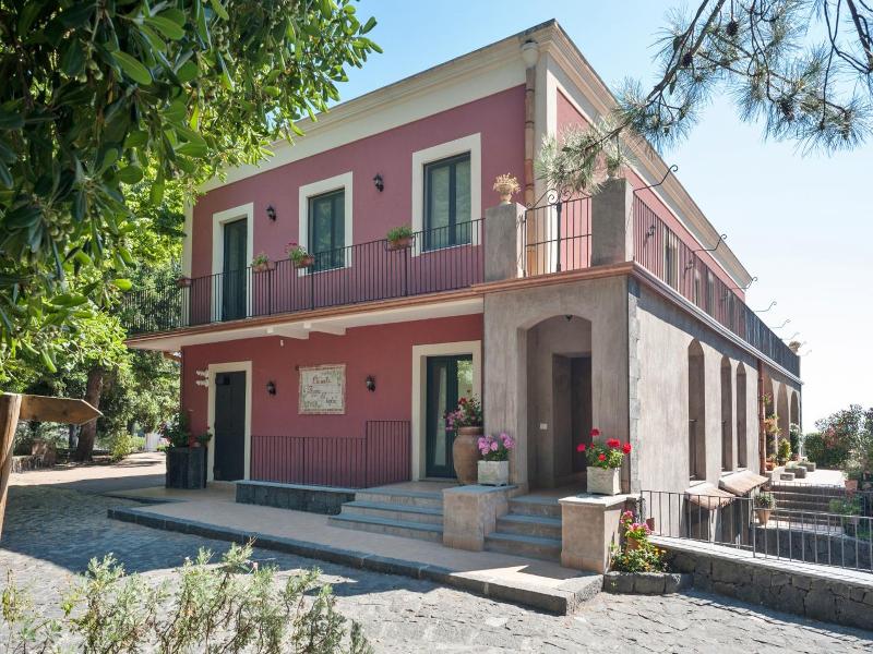 Casale Poggio Del Tiglio — general view