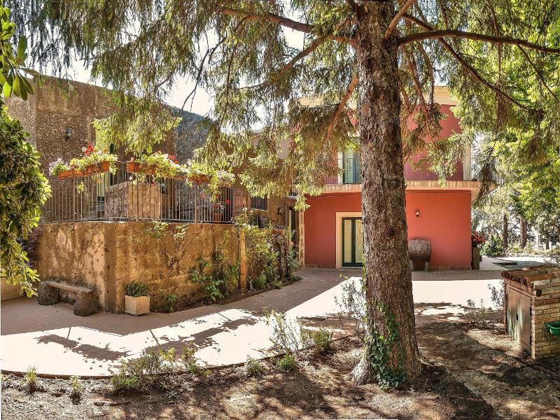 Casale Poggio Del Tiglio image