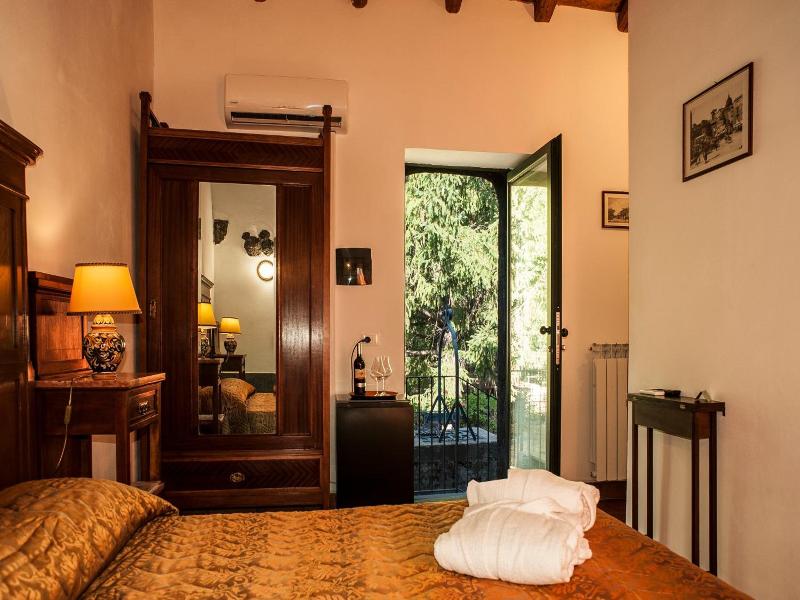 Casale Poggio Del Tiglio image