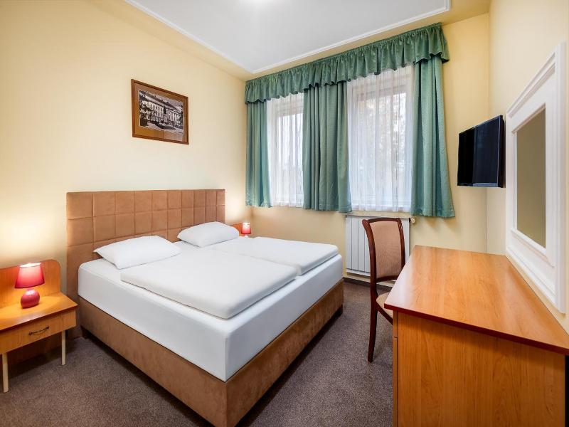 Platan Hotel image
