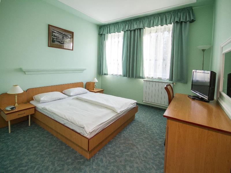 Platan Hotel image