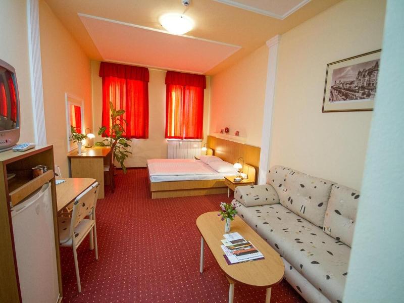 Platan Hotel image