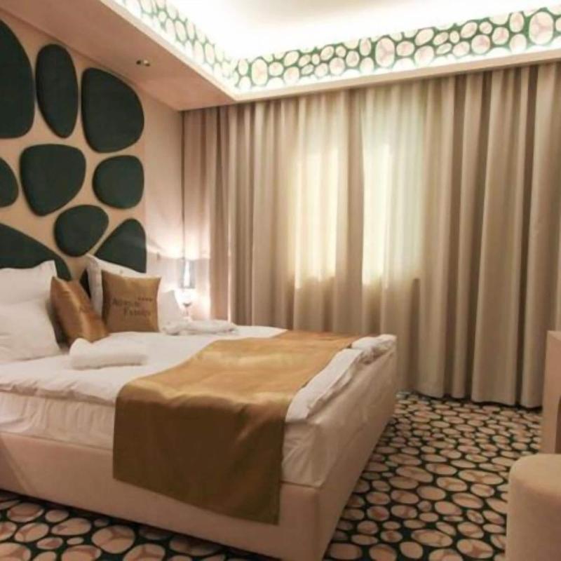 Hotel Aurum Family image