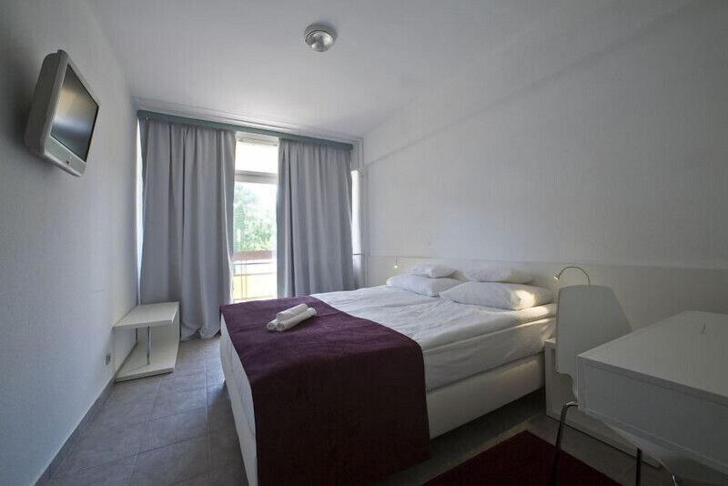 Holiday Hotel Csopak image