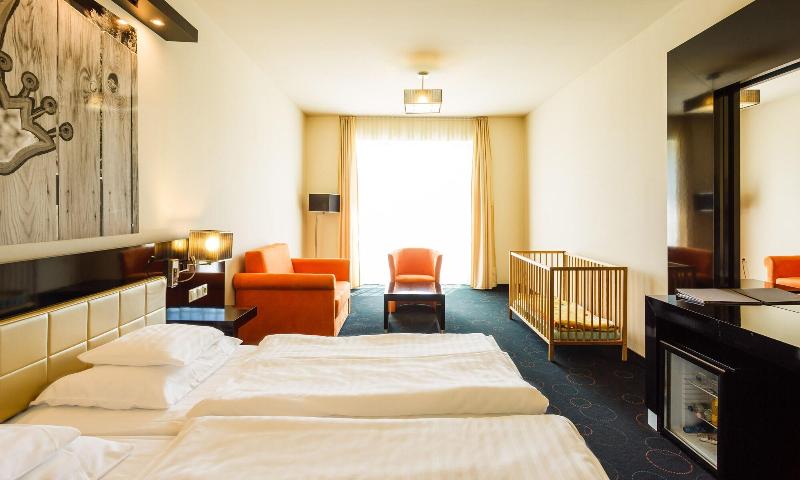 Gotthard Therme Hotel & Conference image