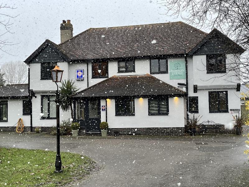 Burton Lodge Guest House image