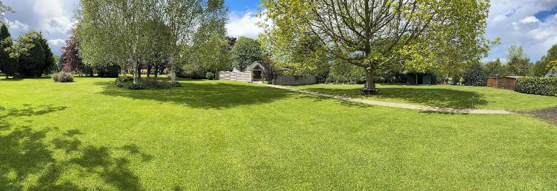 Burton Lodge Guest House image