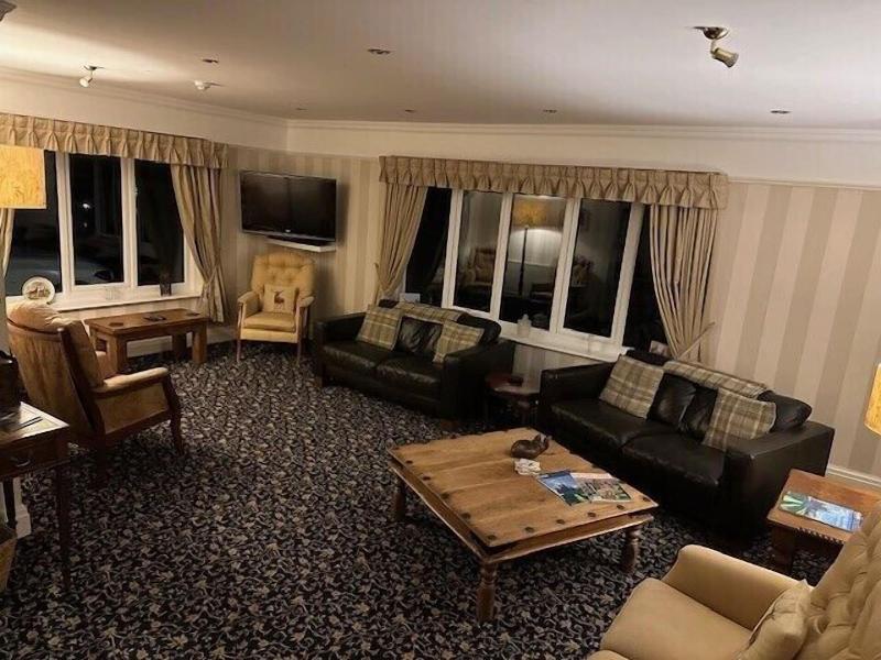 Burton Lodge Guest House image
