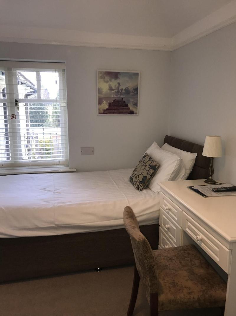 Burton Lodge Guest House image