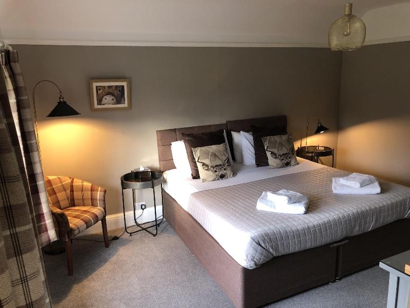 Burton Lodge Guest House image