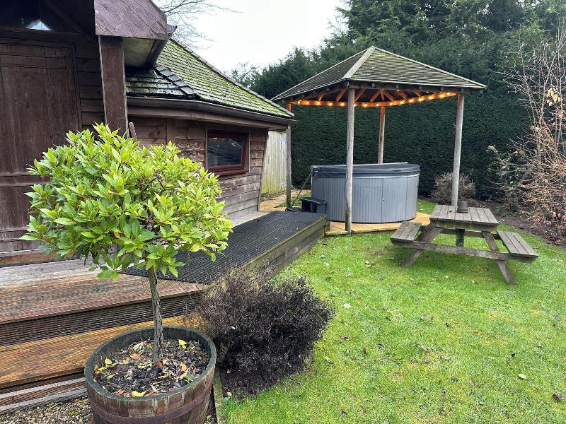 Burton Lodge Guest House image