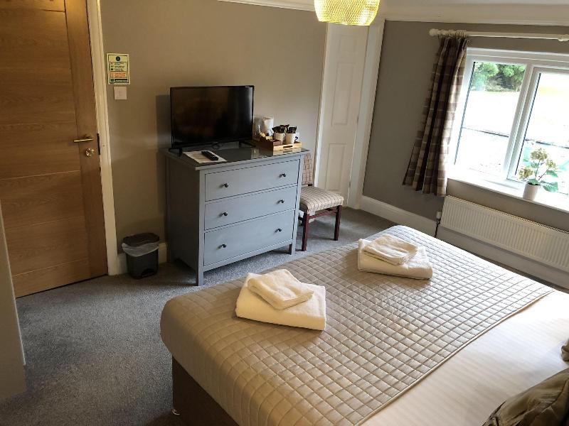 Burton Lodge Guest House image