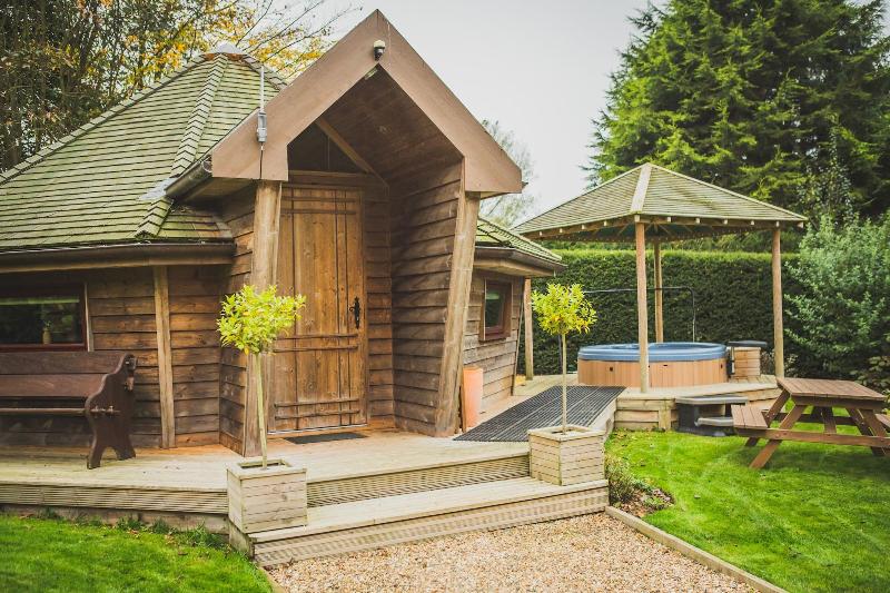 Burton Lodge Guest House image