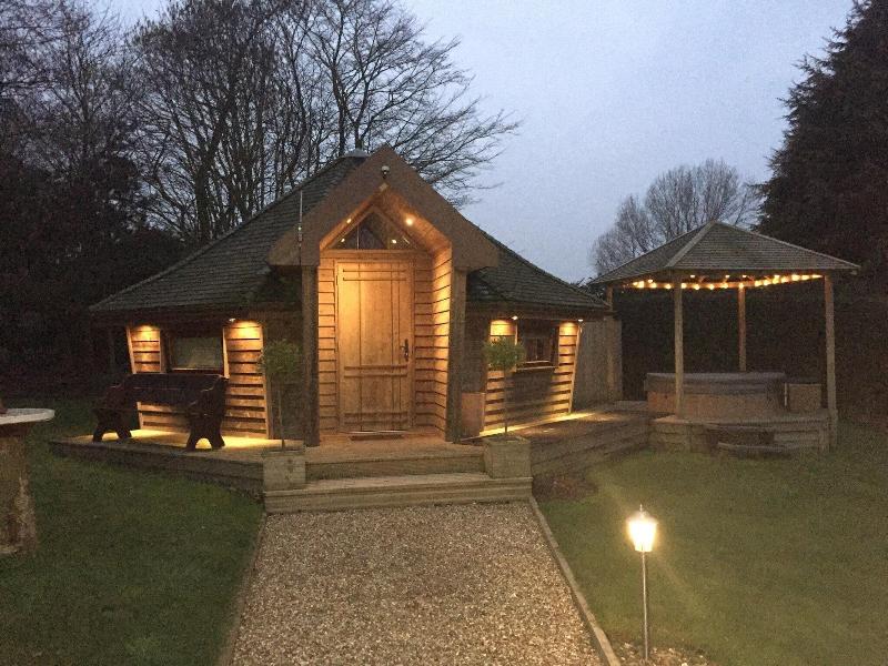 Burton Lodge Guest House image