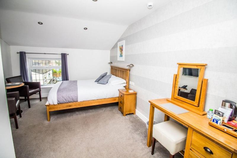 The Saxon Inn image