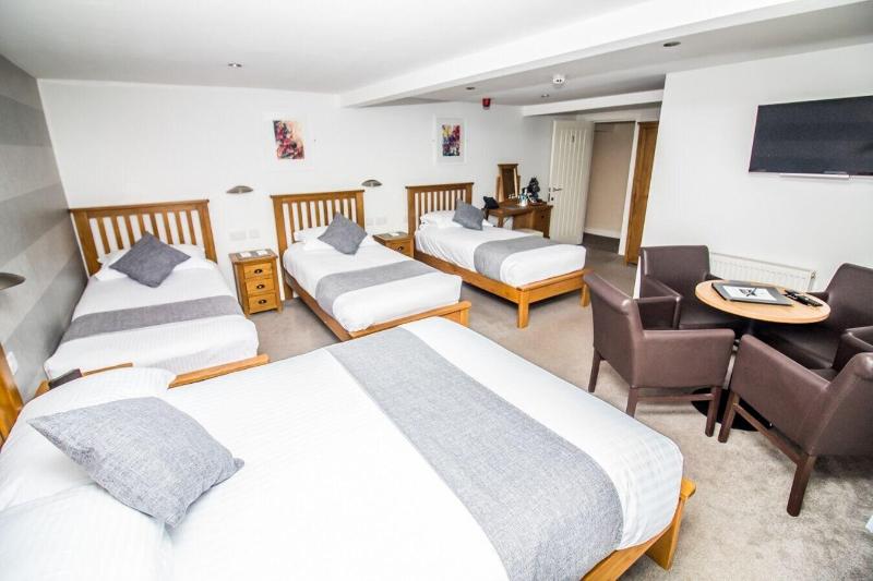 The Saxon Inn image