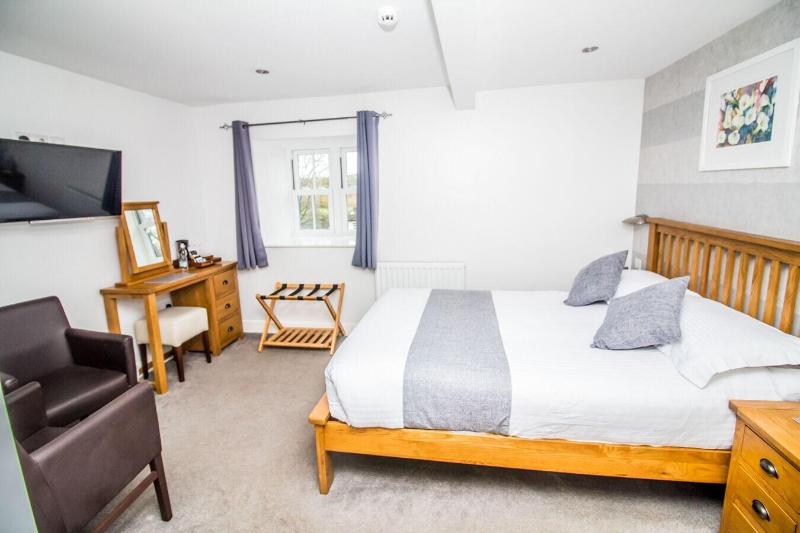 The Saxon Inn image
