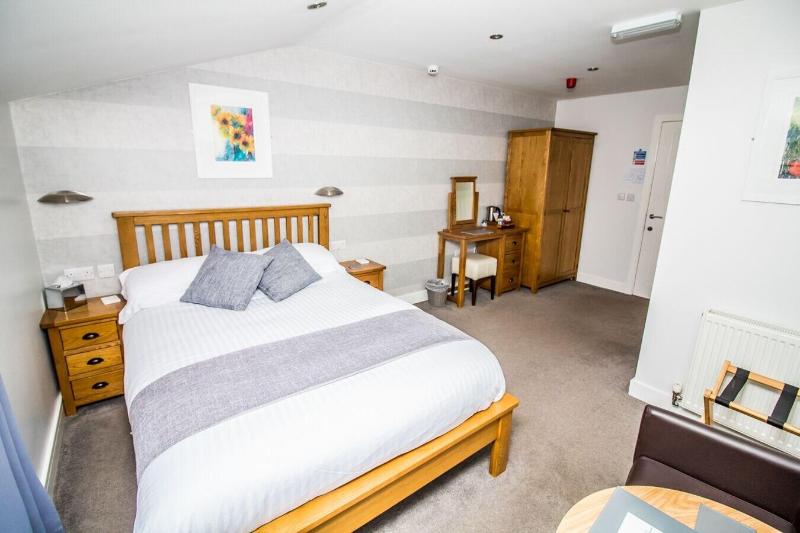 The Saxon Inn image