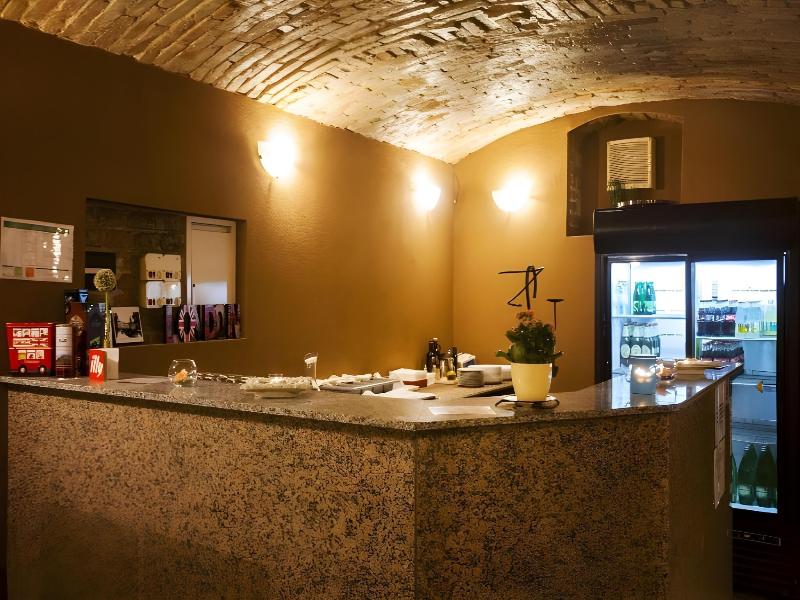 London Rooms Zagreb Airport image