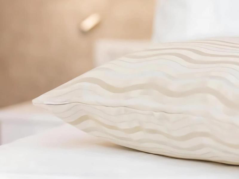 Luxury Rooms Seven image