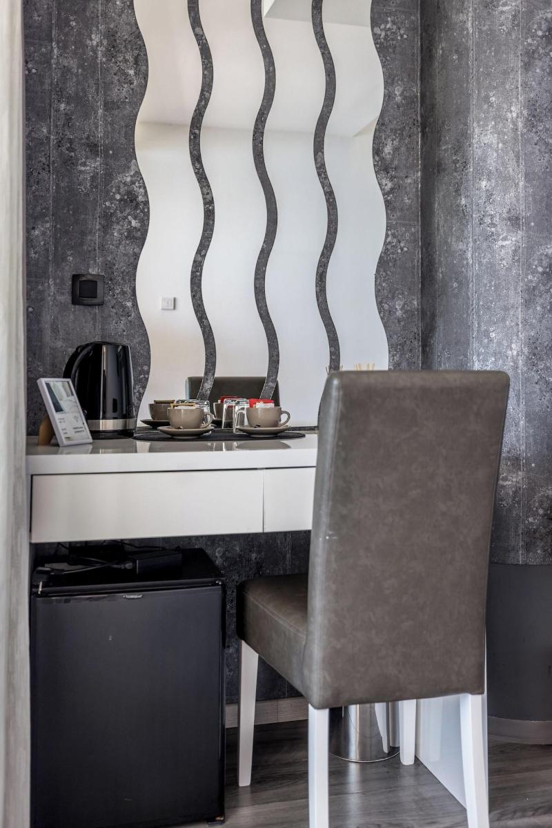 Luxury Rooms Seven image