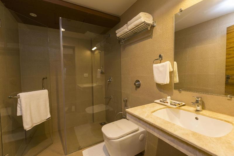 Grand Plaza Suites image