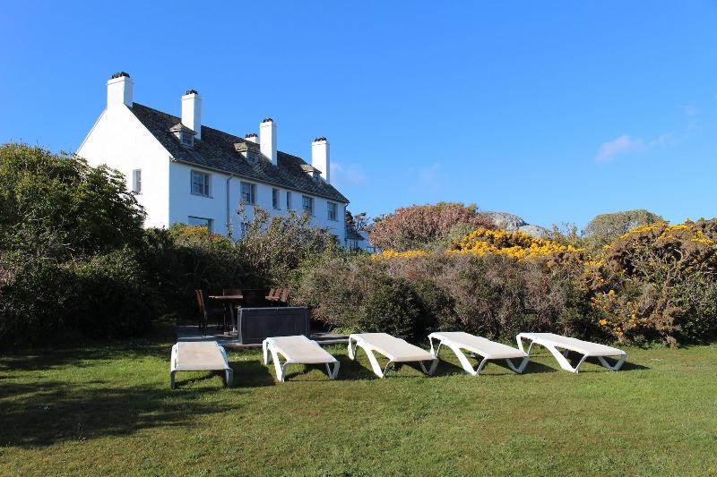 South Stack Coastal Retreats image