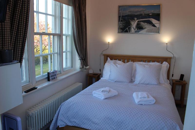 South Stack Coastal Retreats image