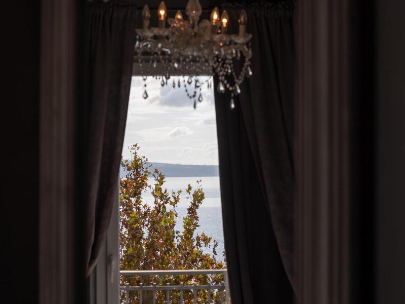 Borgo Vistalago image