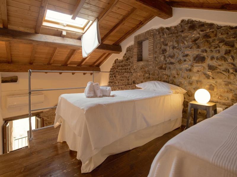 Borgo Vistalago image