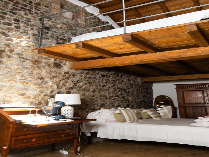 Borgo Vistalago image