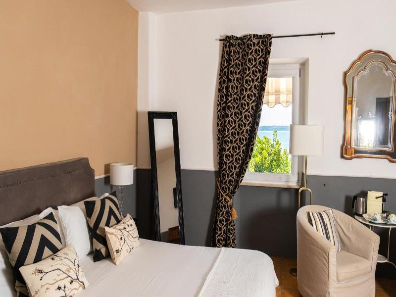 Borgo Vistalago image