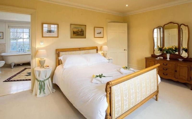 Bowden House B&B image