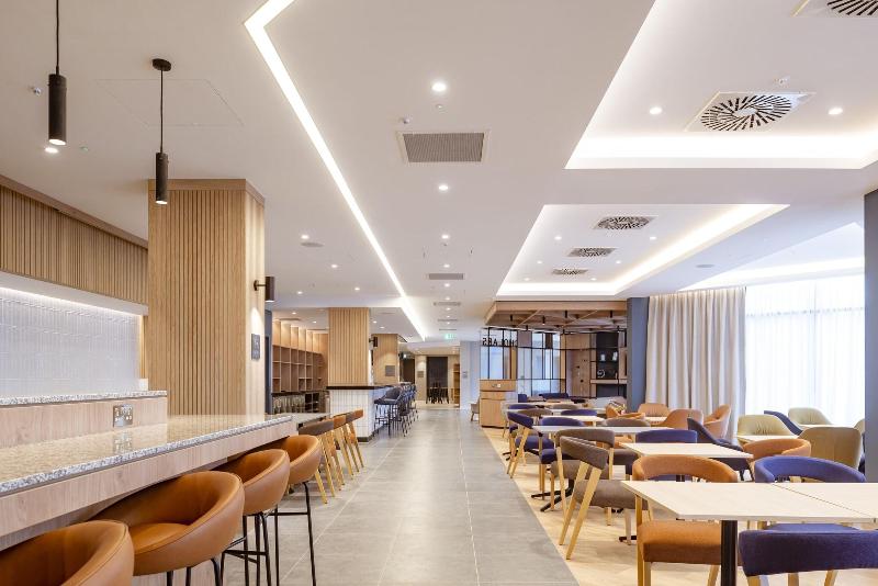 Courtyard By Marriott Keele Staffordshire image