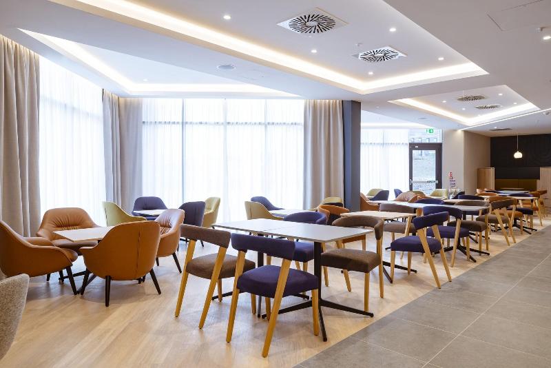 Courtyard By Marriott Keele Staffordshire image
