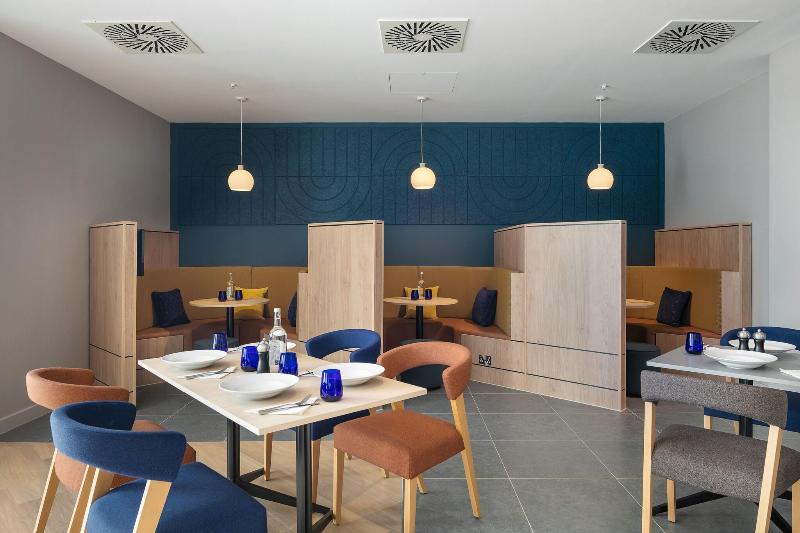 Courtyard By Marriott Keele Staffordshire image
