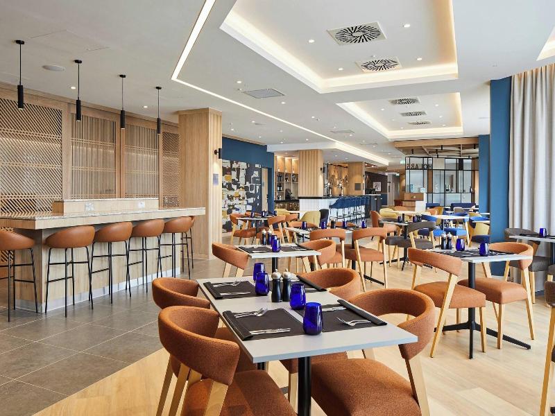 Courtyard By Marriott Keele Staffordshire image