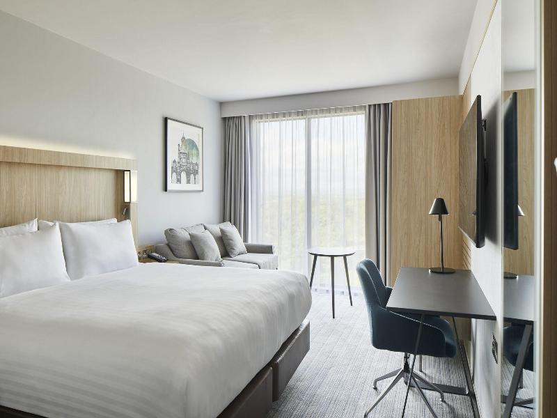 Courtyard By Marriott Keele Staffordshire image