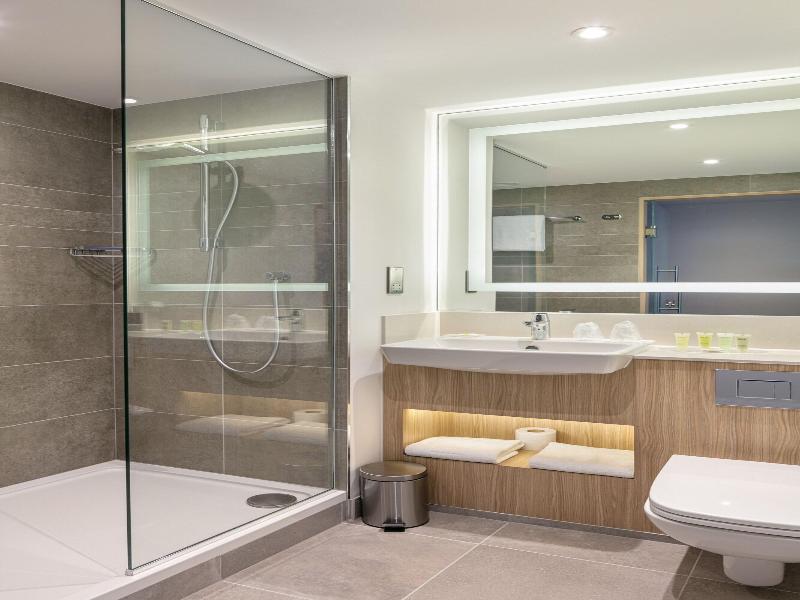Courtyard By Marriott Keele Staffordshire image