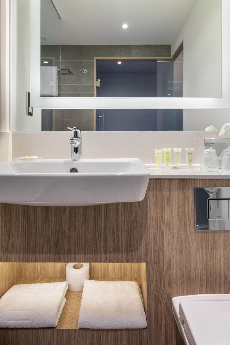 Courtyard By Marriott Keele Staffordshire image