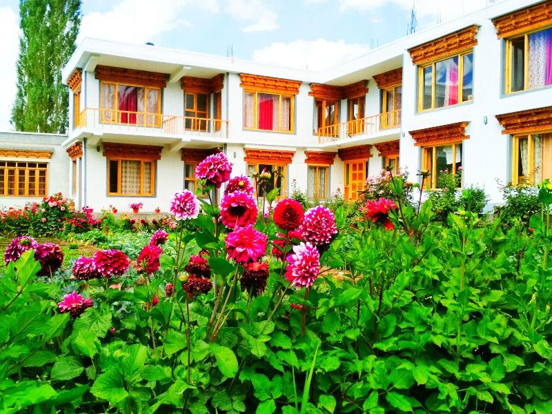 Leh Stumpa image