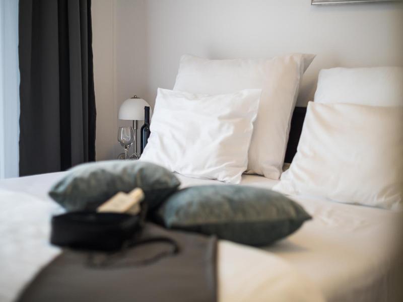 Rooms Lana image