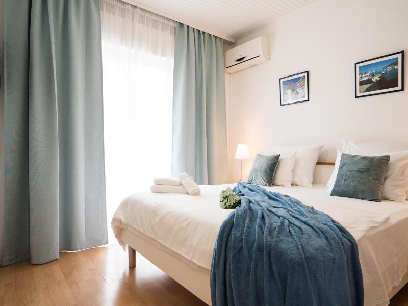 Rooms Lana image