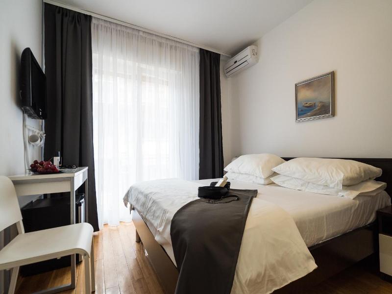 Rooms Lana image