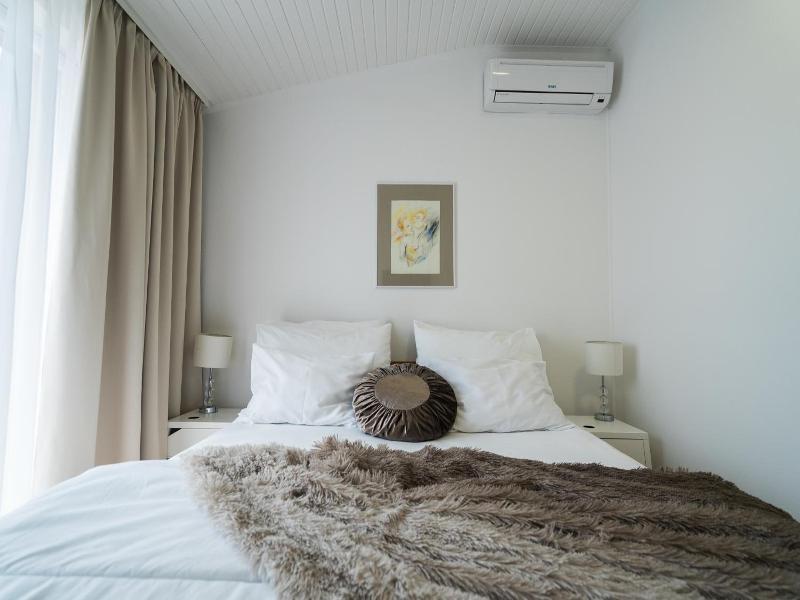 Rooms Lana image
