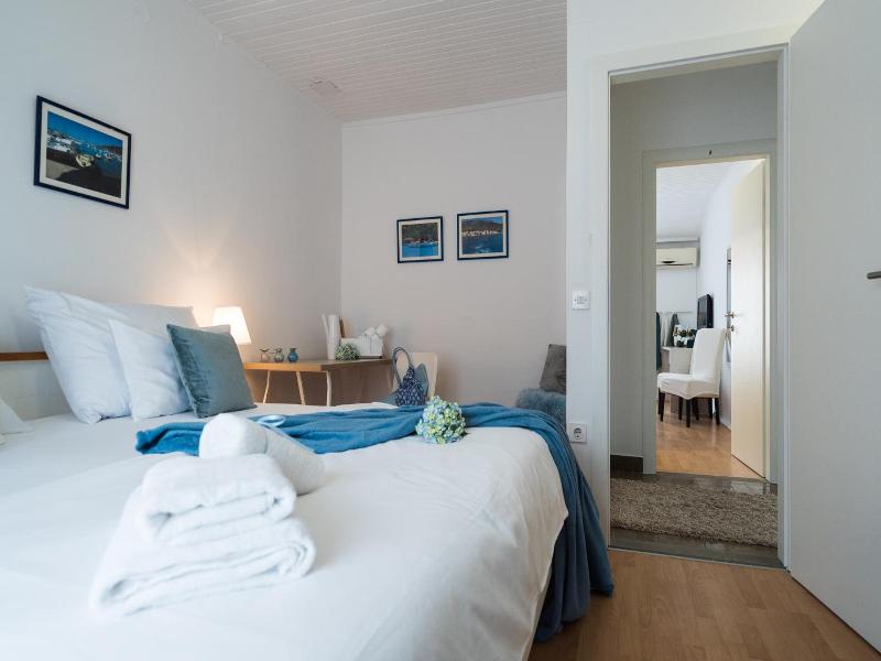 Rooms Lana image