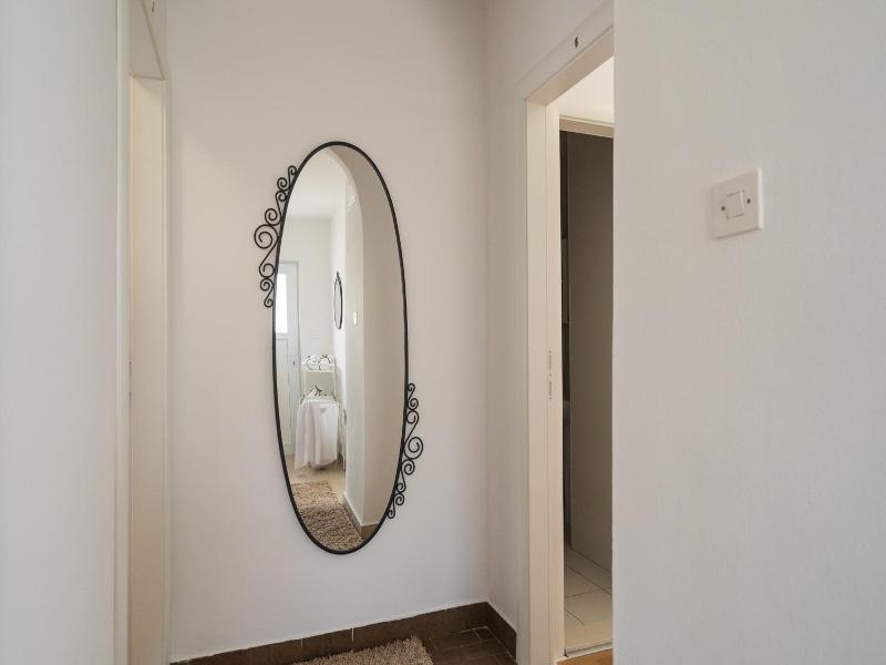 Rooms Lana image