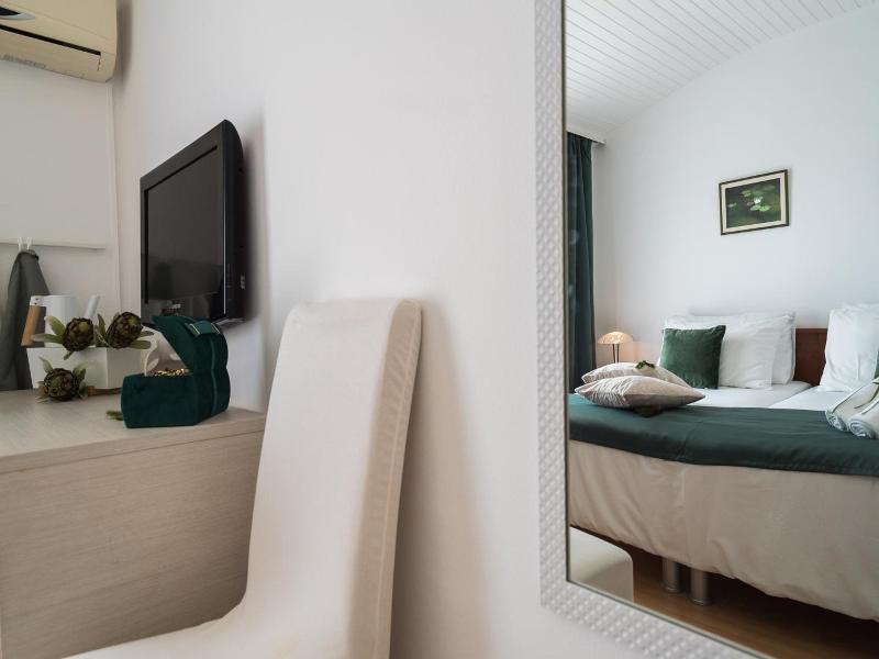 Rooms Lana image