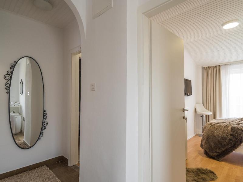 Rooms Lana image